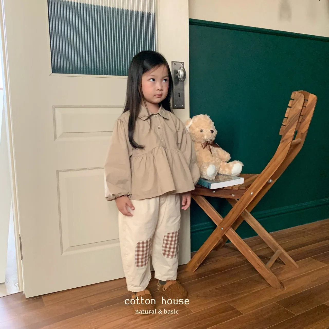COTTON-HOUSE GINGHAM PATCH TROUSERS