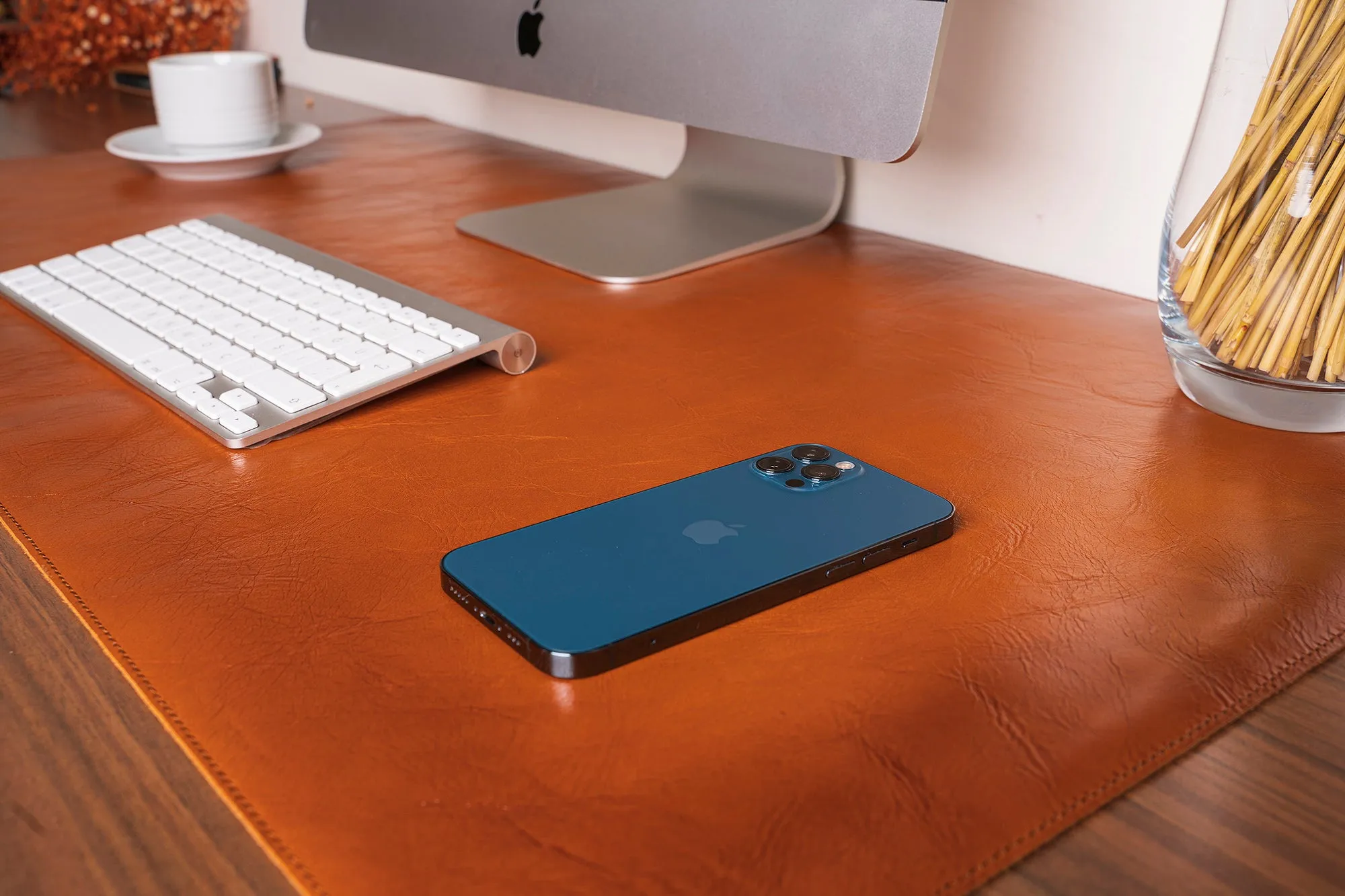 DelfiCase Genuine Brown Leather Deskmat, Computer Pad, Office Desk Pad