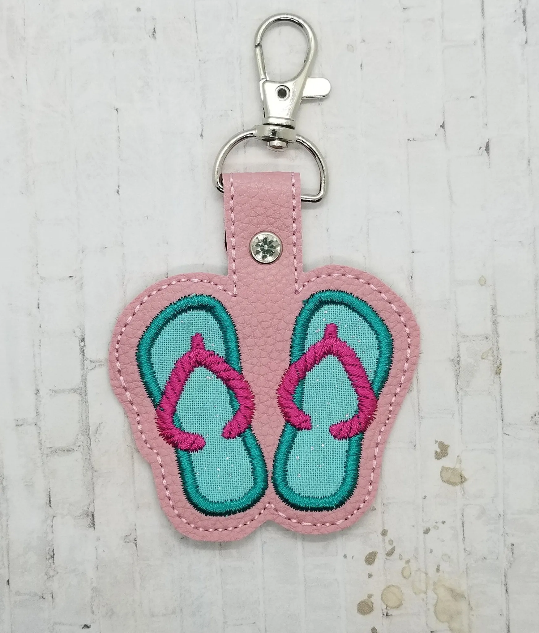 Flip flop applique snap tab (single & multi files included) machine embroidery design DIGITAL DOWNLOAD