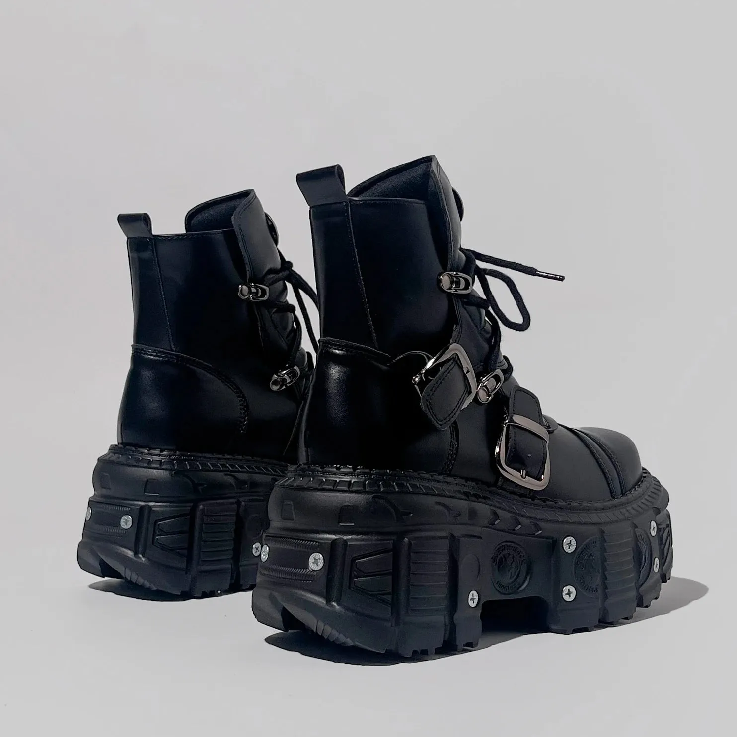 Genuine Leather Motorcycle Boots Platform Women Short Microfiber Punk Shoes