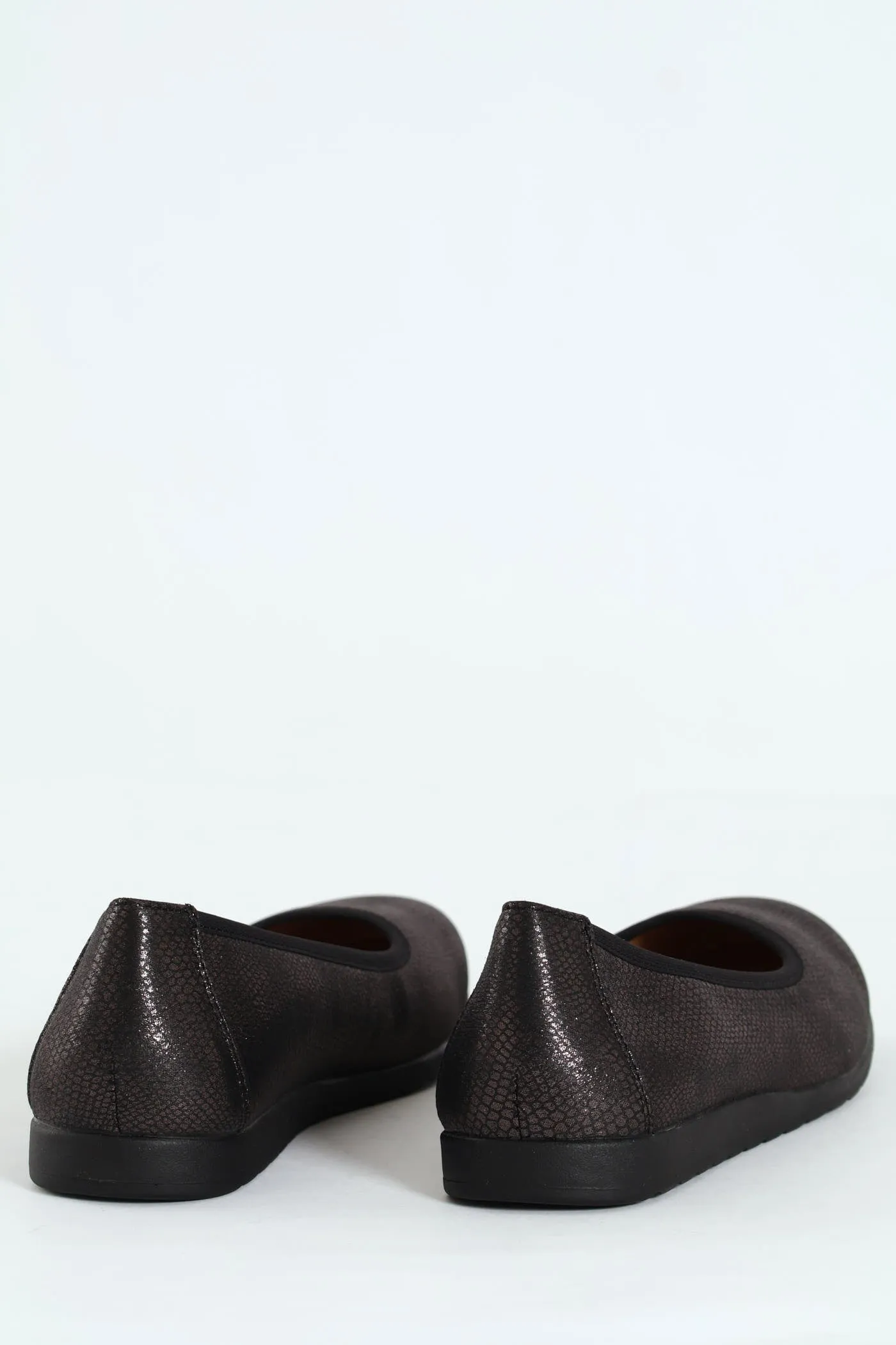 Halen Metalic Animal Elasticated Slip On - Black