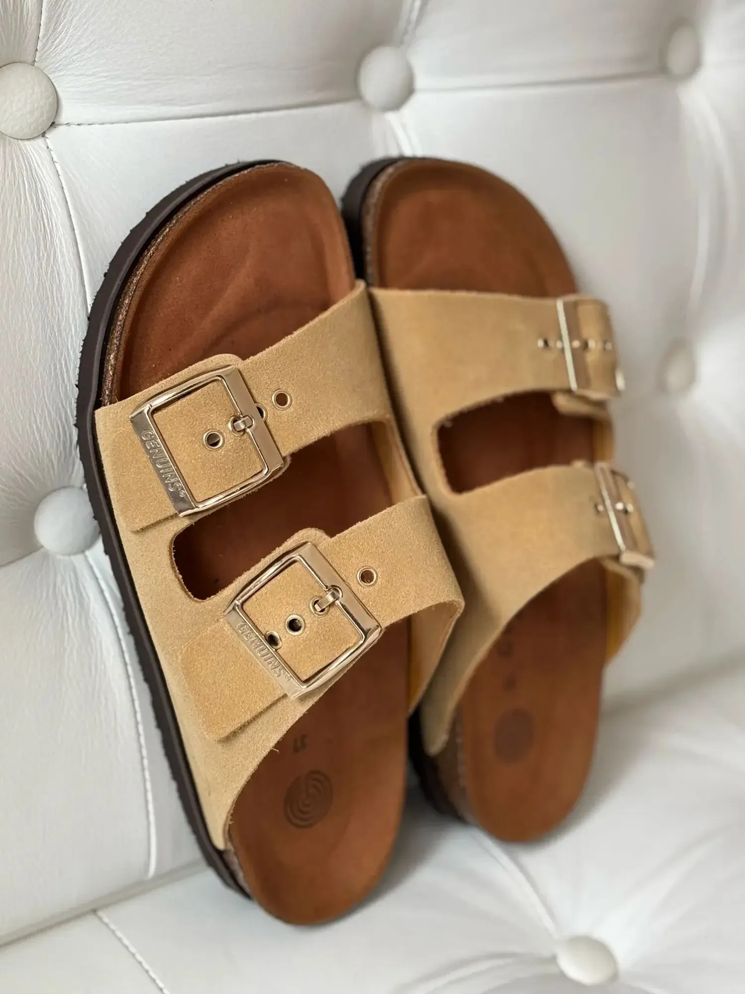 Hawaii Camel Sandals