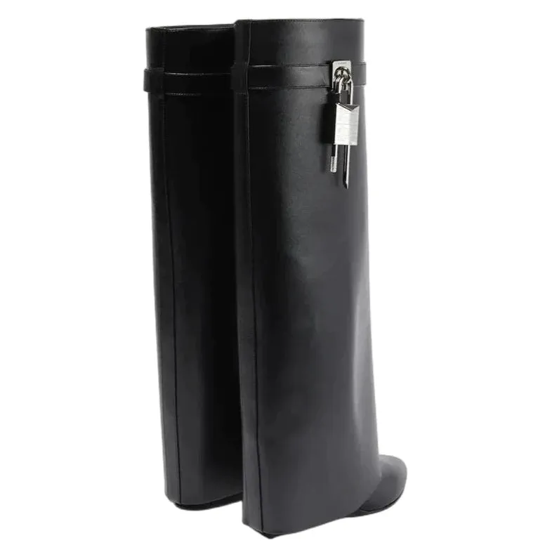 Hilary Boots