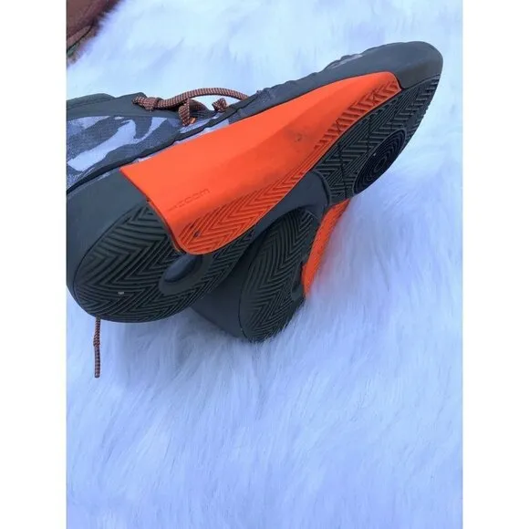 Nike Hyperdunk 2015 Team Basketball Shoe Size 6Y