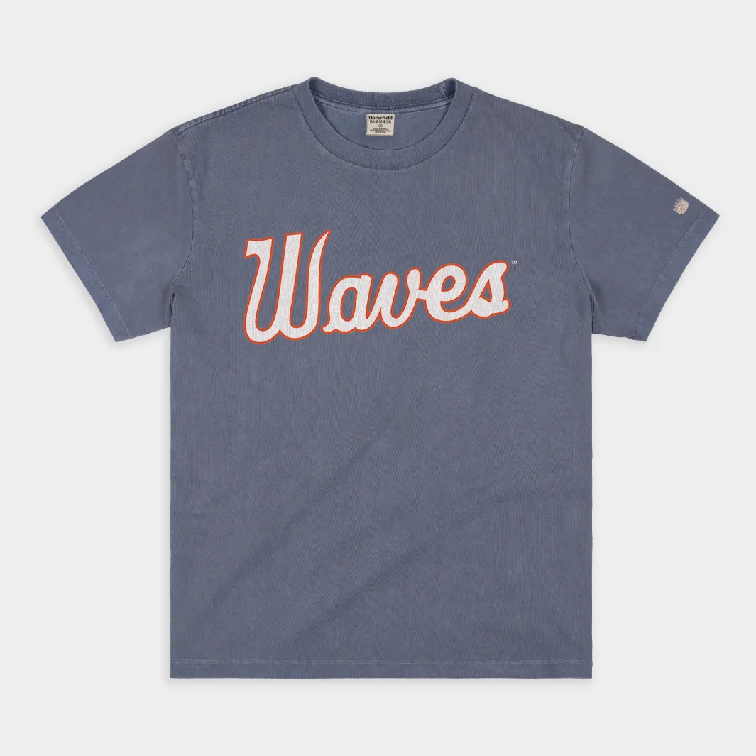 Pepperdine Waves 1970s Basketball Script Vintage Heavyweight Tee