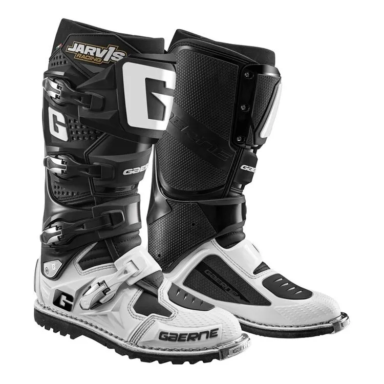 SG-12 Boots