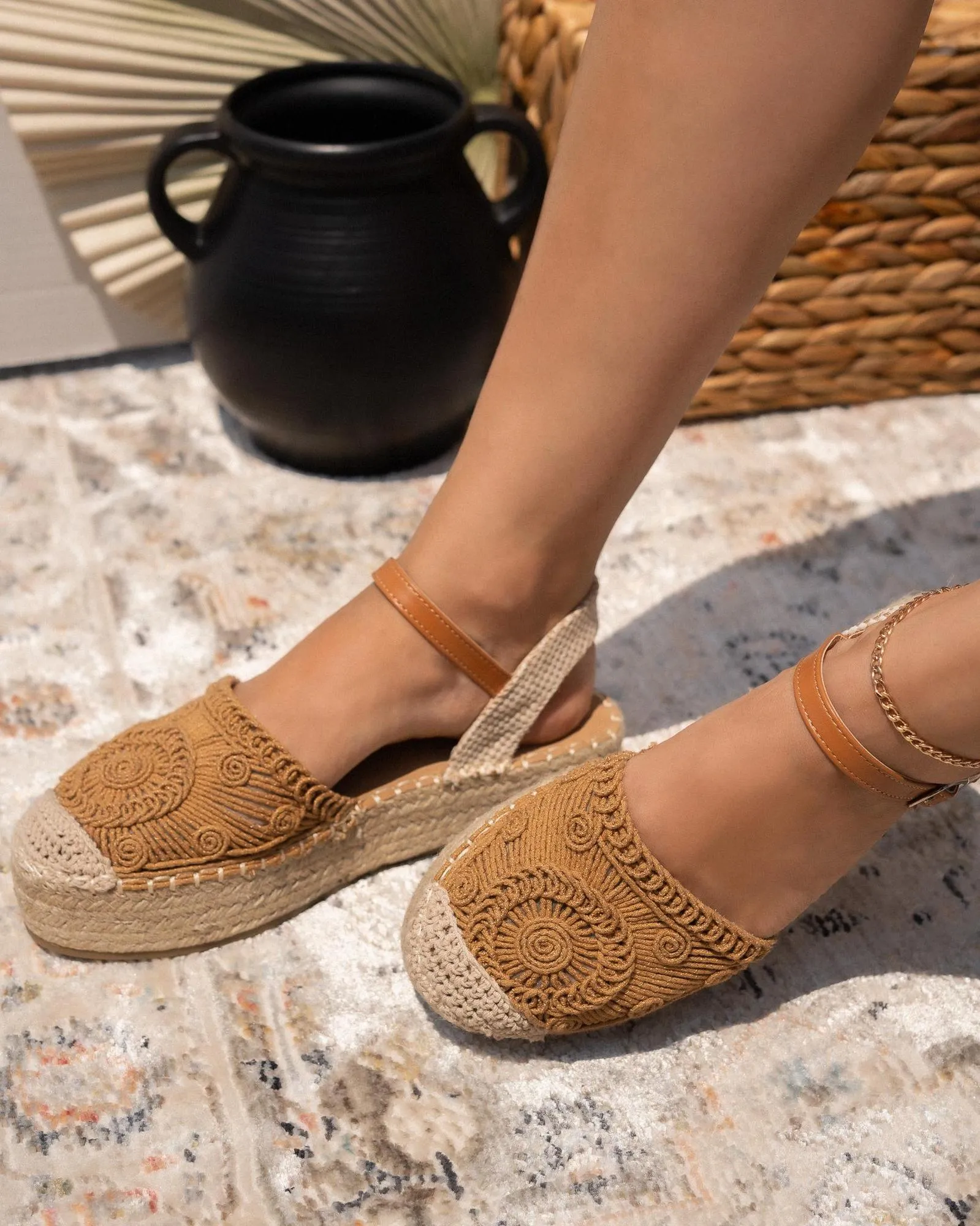 VACATION MATA SHOES