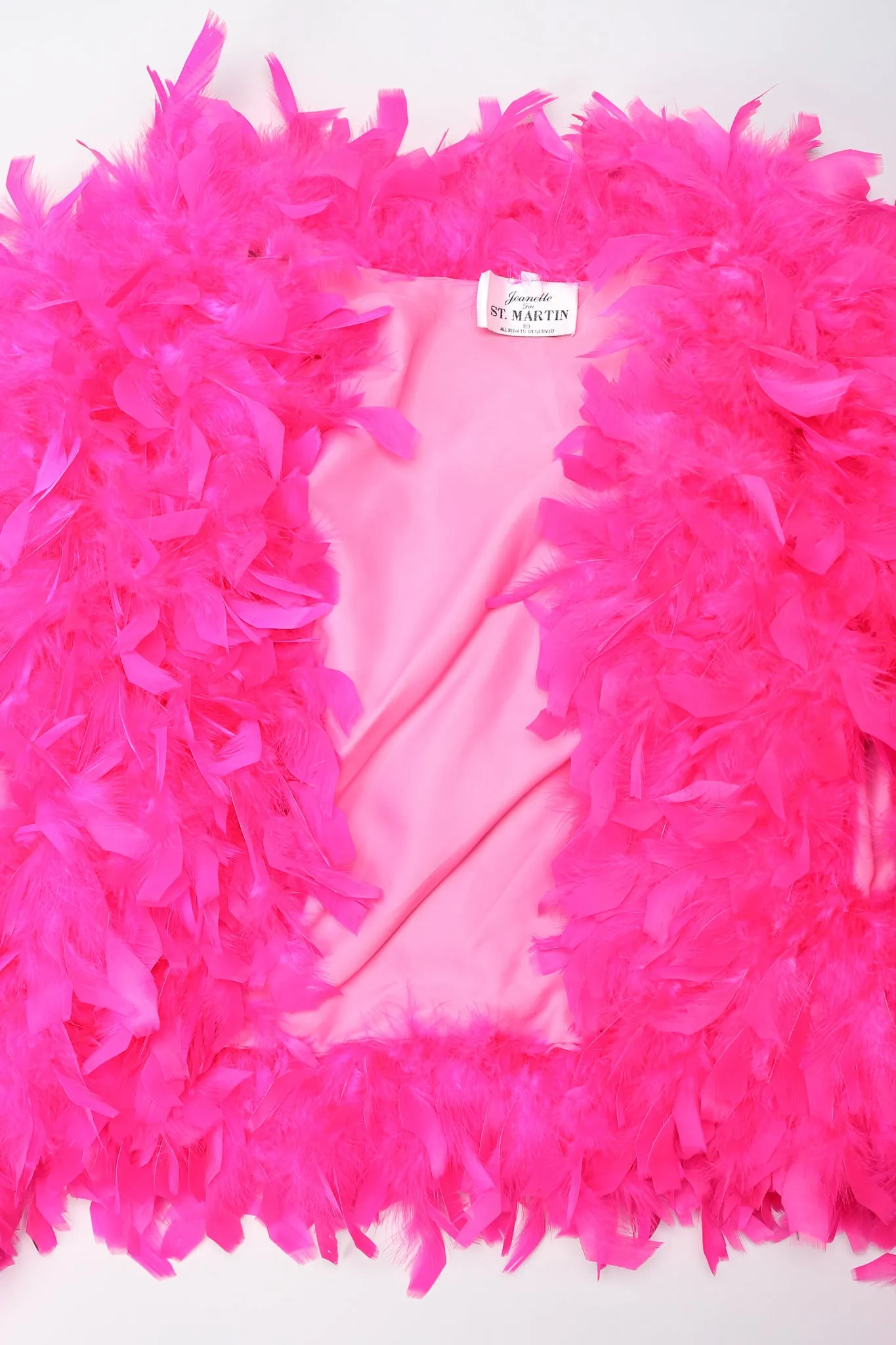 Vivid Feather Chubby Jacket