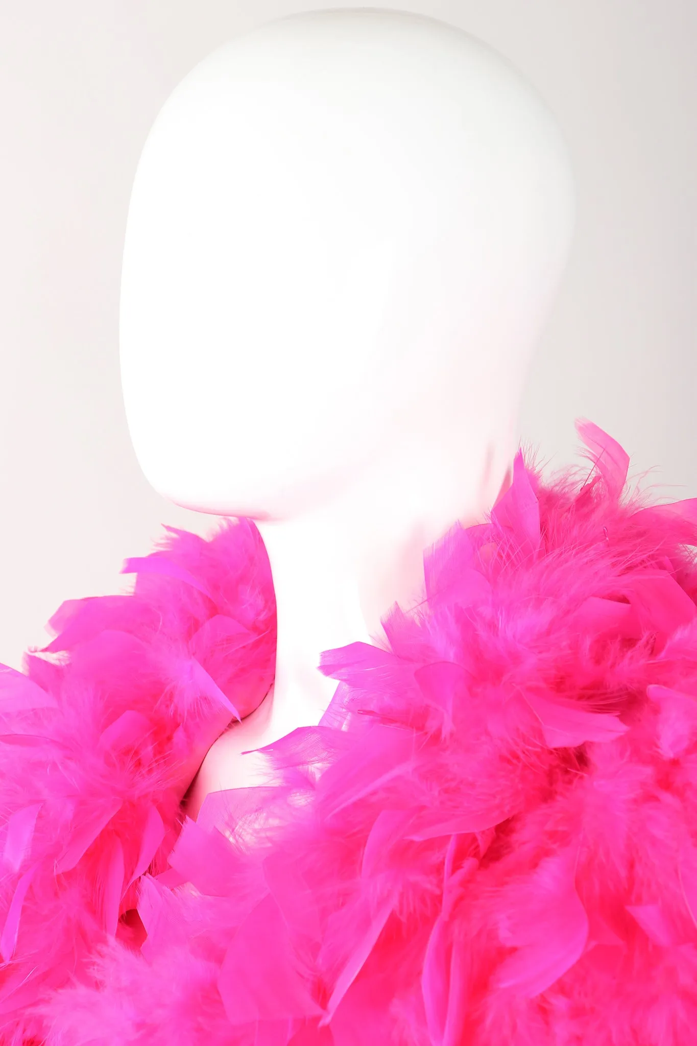 Vivid Feather Chubby Jacket