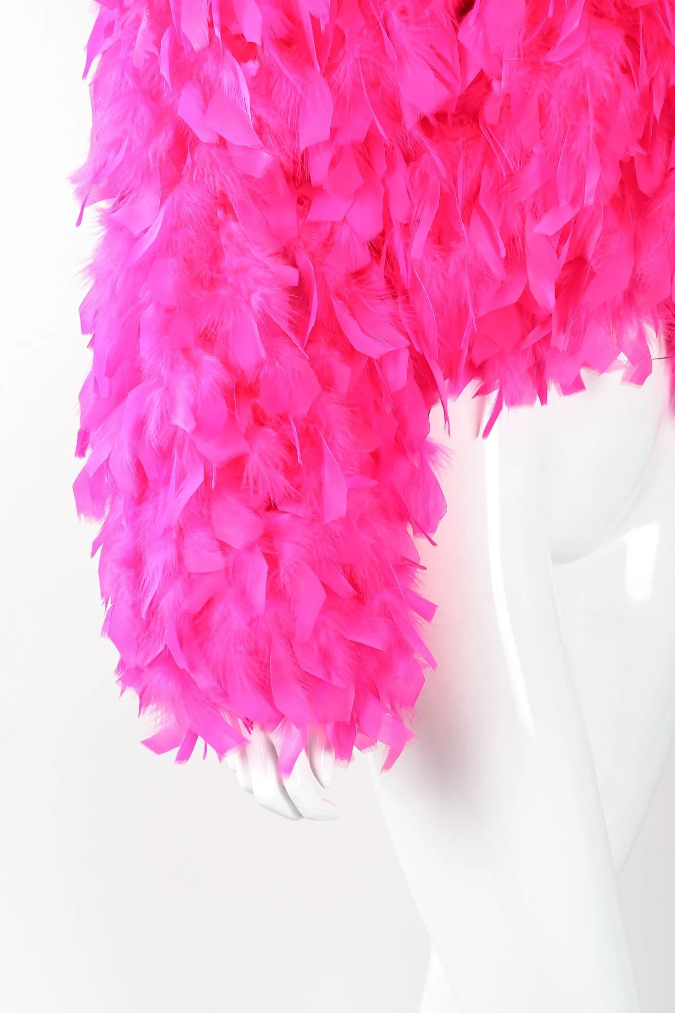 Vivid Feather Chubby Jacket