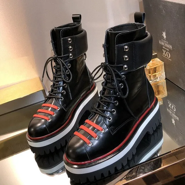 Woman Leather Ankle Boots Med Platform Metal Decor Martin boots Lace-Up botas mujer Woman