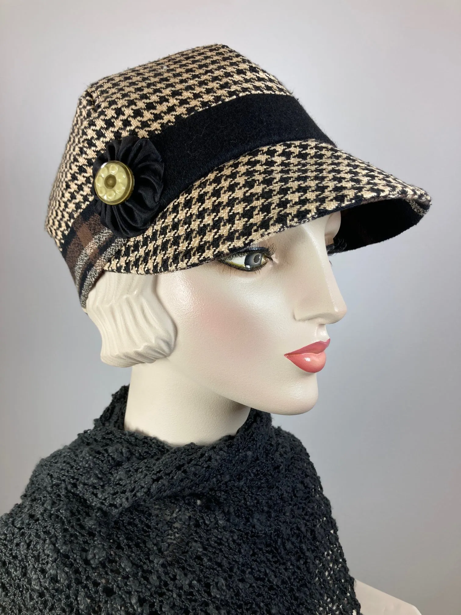 Women's winter hat baseball style. Newsboy hat Black, Ivory, Brown. Casual hat ladies. Warm comfy hat. Fabric travel hat. Ladies soft hat.