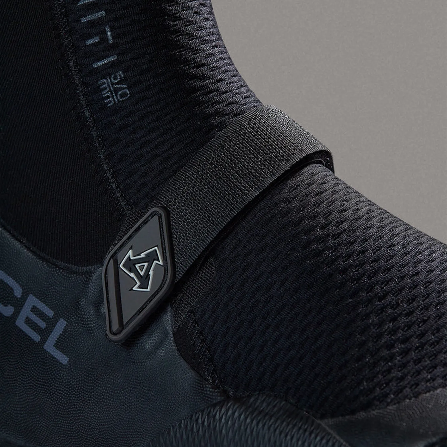 XCEL INFINITI SPLIT TOE BOOT 3MM